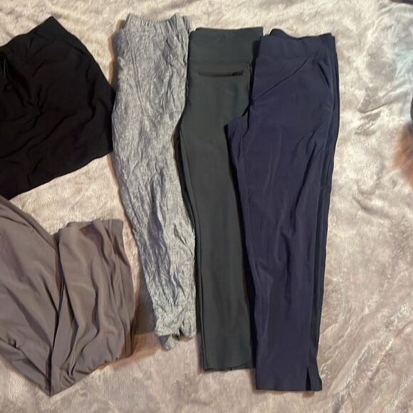 Athleta active bottom bundle s/m - Picture 3 of 8